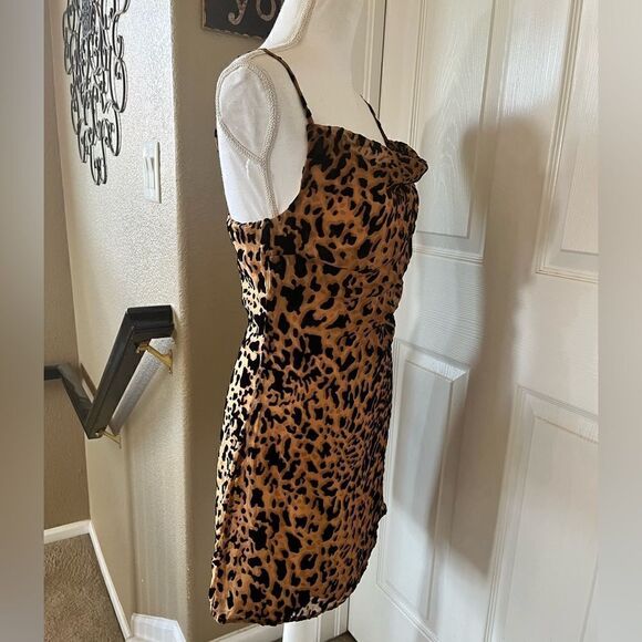 Lulu’s She’s Feisty Leopard Print Mini Dress - Picture 10 of 14